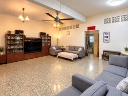 Onan Road (D15), Terrace #618283401